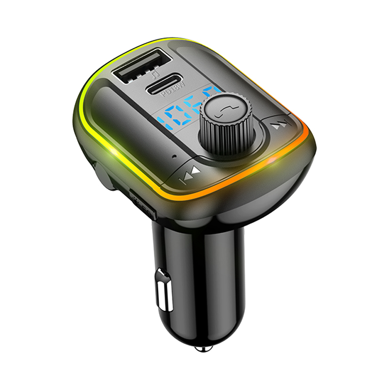 HG szivargyújtós autós töltő 1x USB QC3.0, 1x USB Type-C PD18W FM Transmitter RGB LED világítással